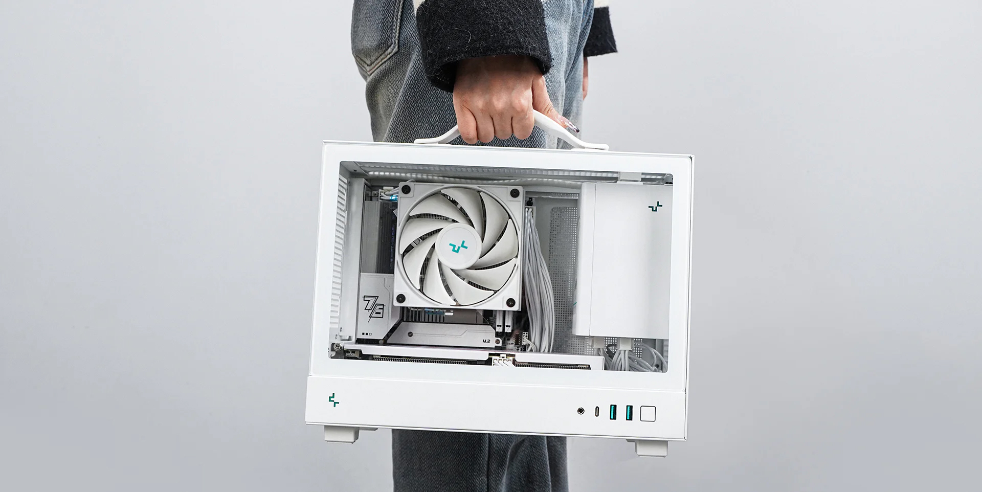 Vỏ Case Máy Tính Deepcool CH160 iTX White