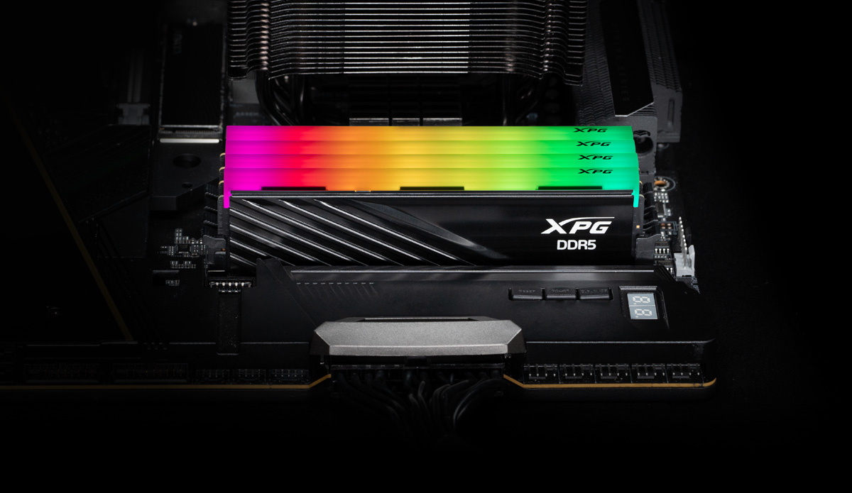 Bộ Nhớ Ram PC Adata Lancer Blade RGB 16Gb DDR5 6000Mh White (AX5U6000C3016G-SLABRWH)