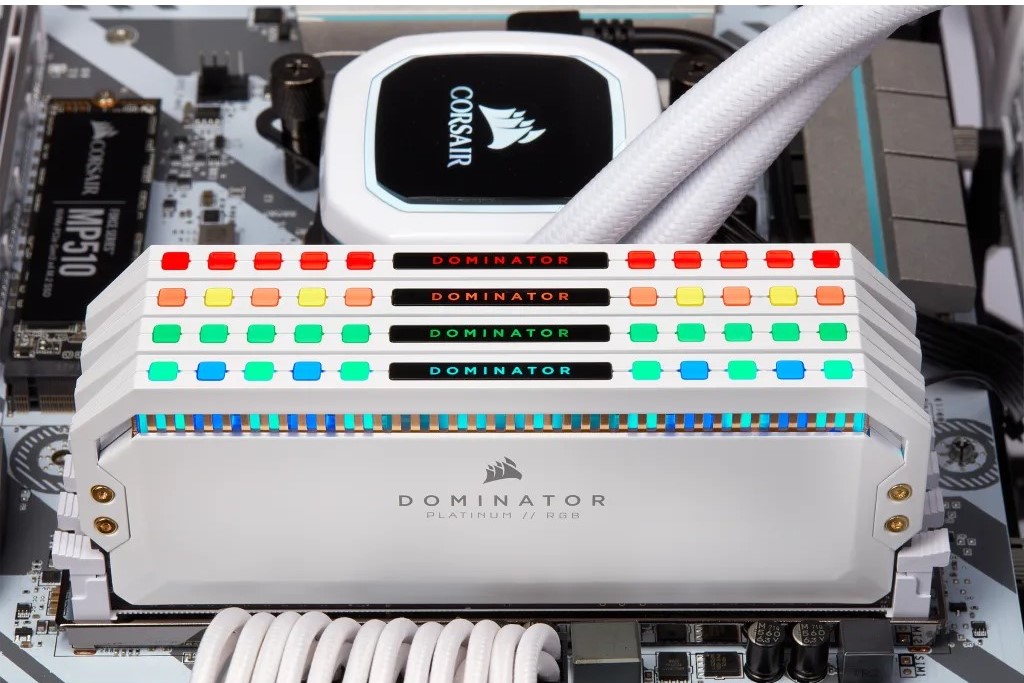 Ram PC Corsair Dominator Platinum RGB 32GB (2x16GB) DDR4 3200MHz White