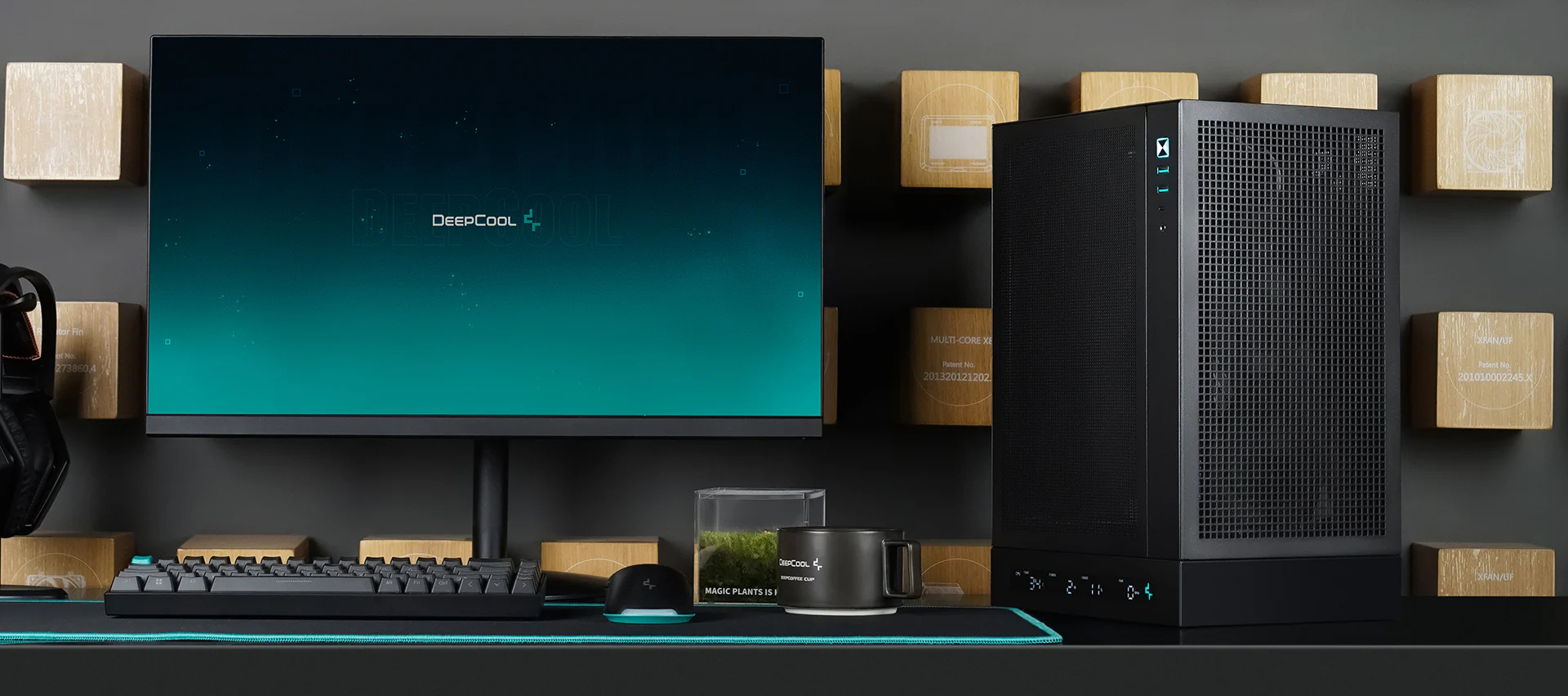 Vỏ Case DeepCool CH170 Digital WH