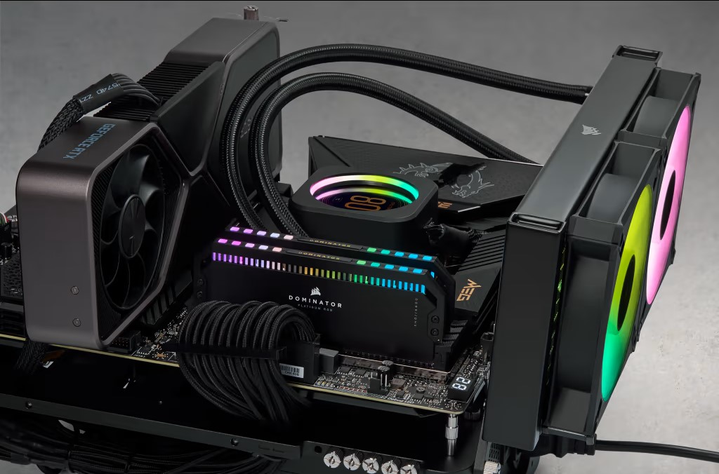 Ram PC Corsair Dominator Platinum RGB Black 32GB 6200MHz DDR5 (2x16GB)