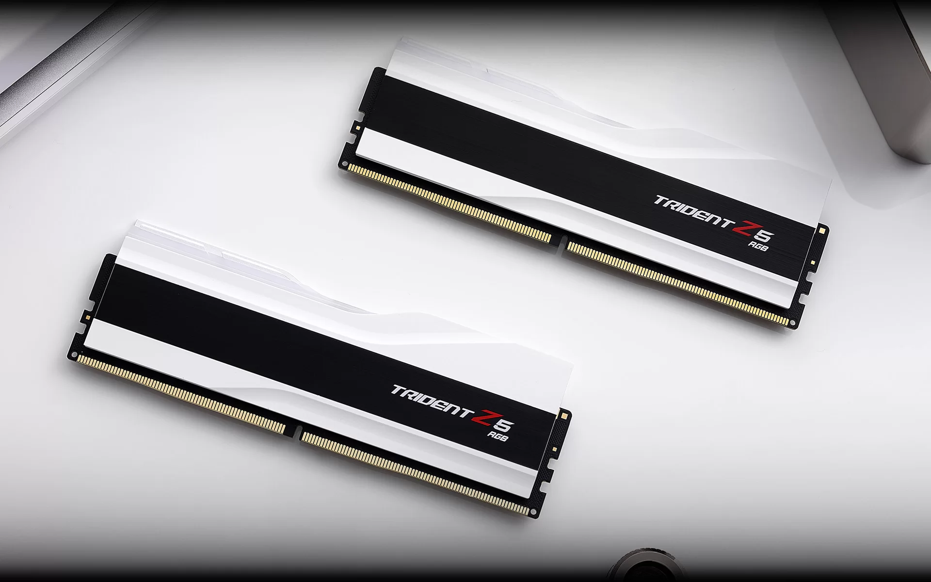 Ram PC G.Skill Trident Z5 RGB Sliver DDR5 7200MHz 32GB (2x16GB) F5-7200J3445G16GX2-TZ5RS