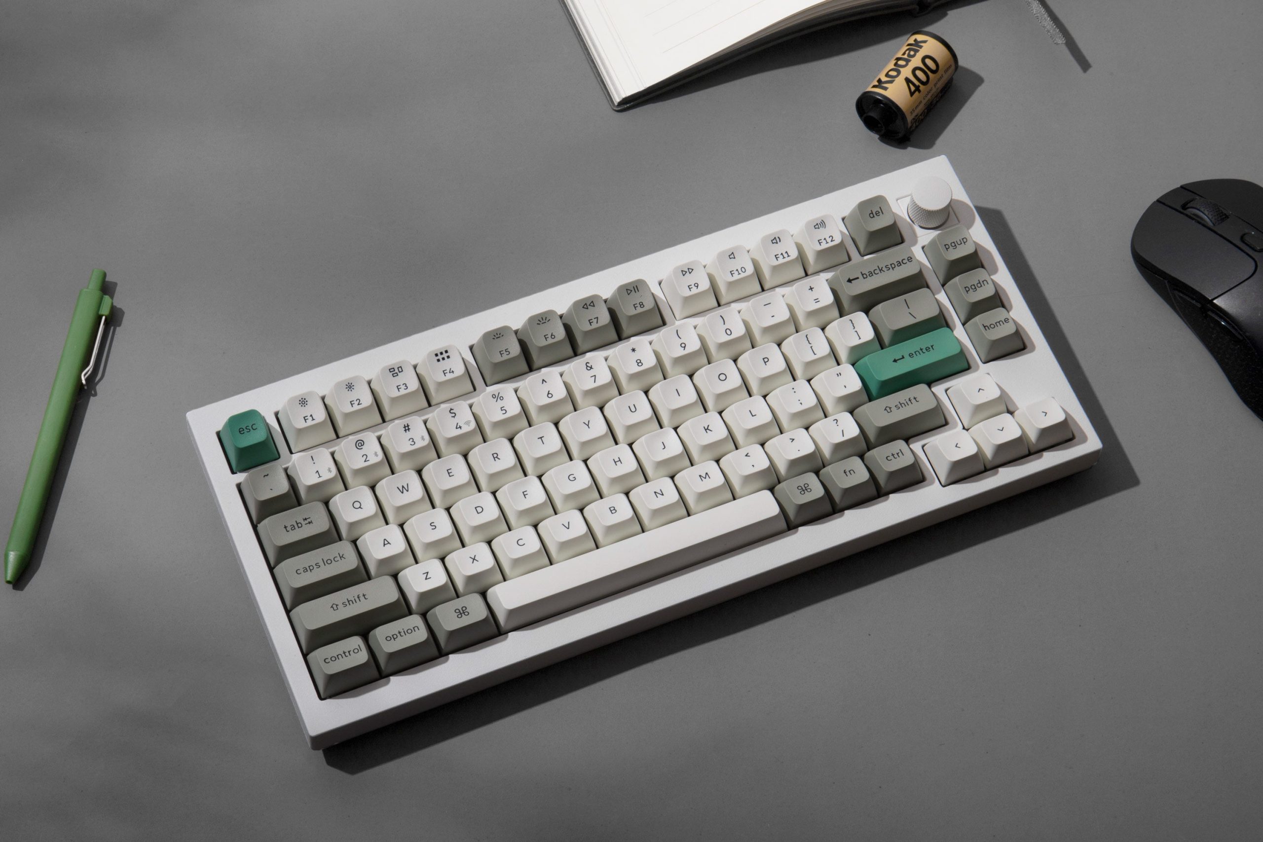 Bàn Phím Cơ Không Dây Keychron Q1 Max Shell White RGB Knob Hotswap (Gateron Sw)