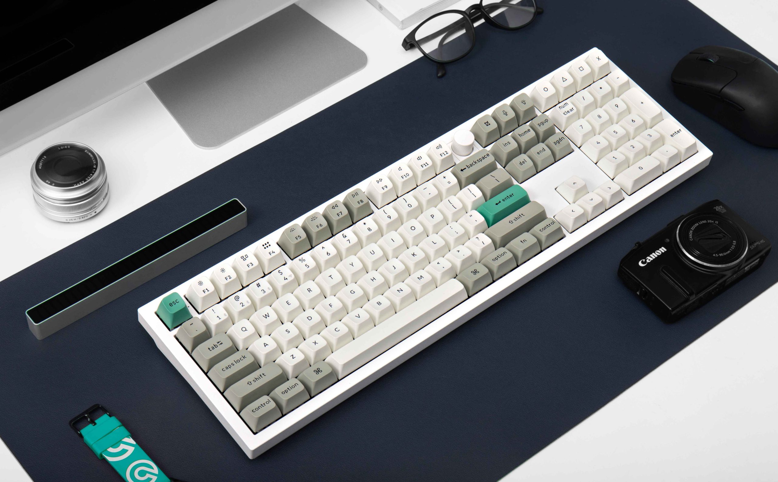 Bàn Phím Cơ Không Dây Keychron Q6 Max Shell White RGB Knob Hotswap (Gateron Sw)