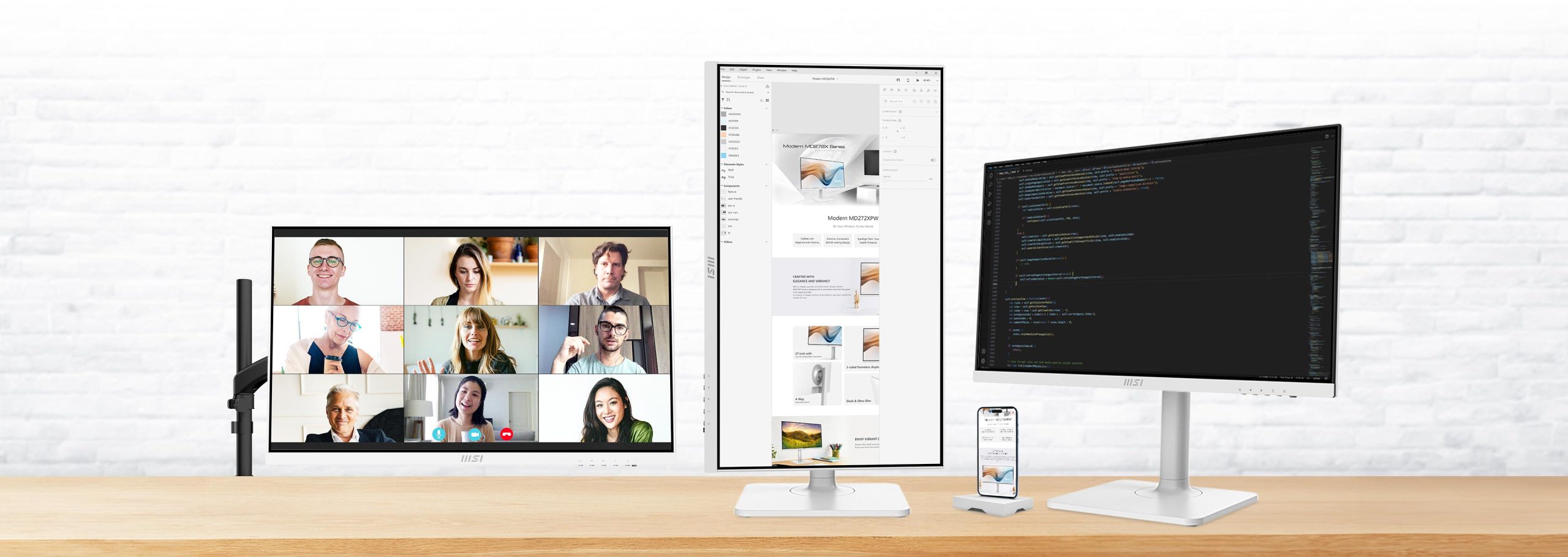 E/M -Commerce With Triple Displays