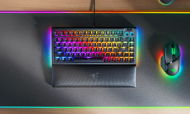 Bàn phím Razer Blackwidow V4 75% Hot Swappable