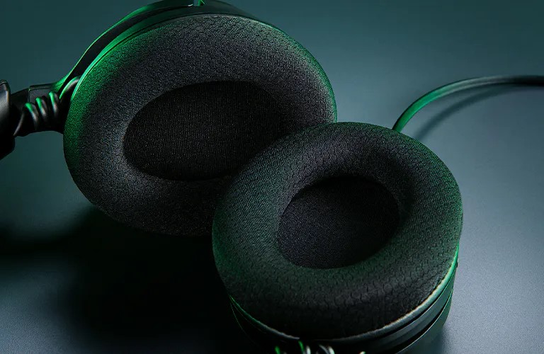 Tai nghe có dây Razer Kraken V4 X