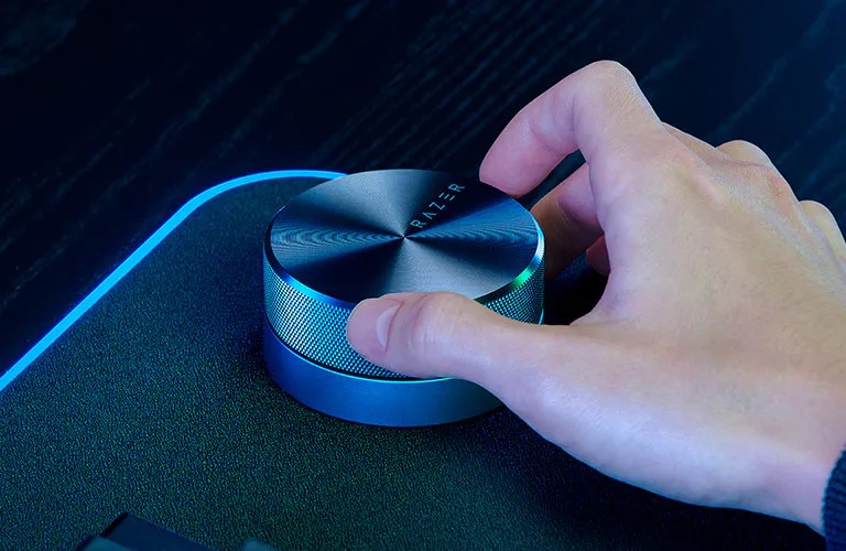 Loa Razer Nommo V2 X