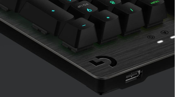 Bàn phím cơ Logitech G512 Lightsync RGB Mechanical Gaming