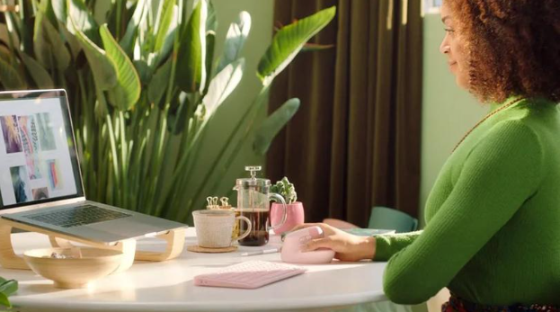 Chuột không dây công thái học Logitech Lift Vertical Bluetooth